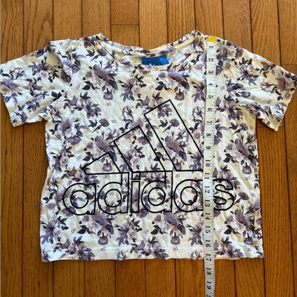 Adidas purple floral cotton cropped tee size medium - Picture 6 of 6